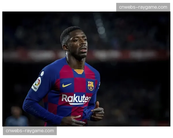 阿韦洛亚与拉波尔塔就裁判问题交锋,内格雷拉案成争议焦点 阿韦洛亚与拉波尔塔就裁判问题交锋,内格雷拉案成争议焦点