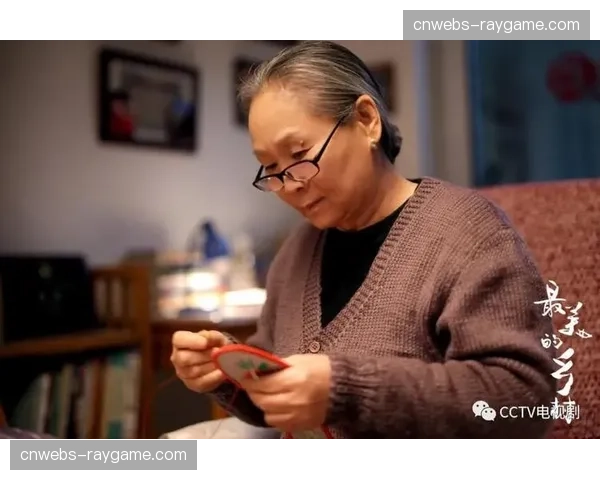 场边的特殊观众：阿贾·威尔逊的母亲全程见证女儿拿到本月最佳球员奖项